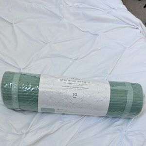 Gaiam Fitness Mat NWT